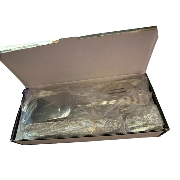 NWT Lenox Abilene 6-piece Flatware Entertainment Set - Picture 4 of 14